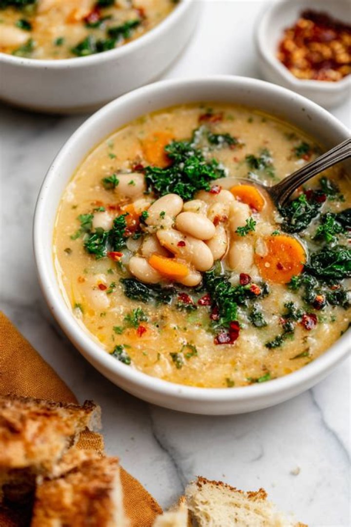 Embracing the Clean White Bean Soup Aesthetic: Minimalist Healthy Recipes for Pure Wellness